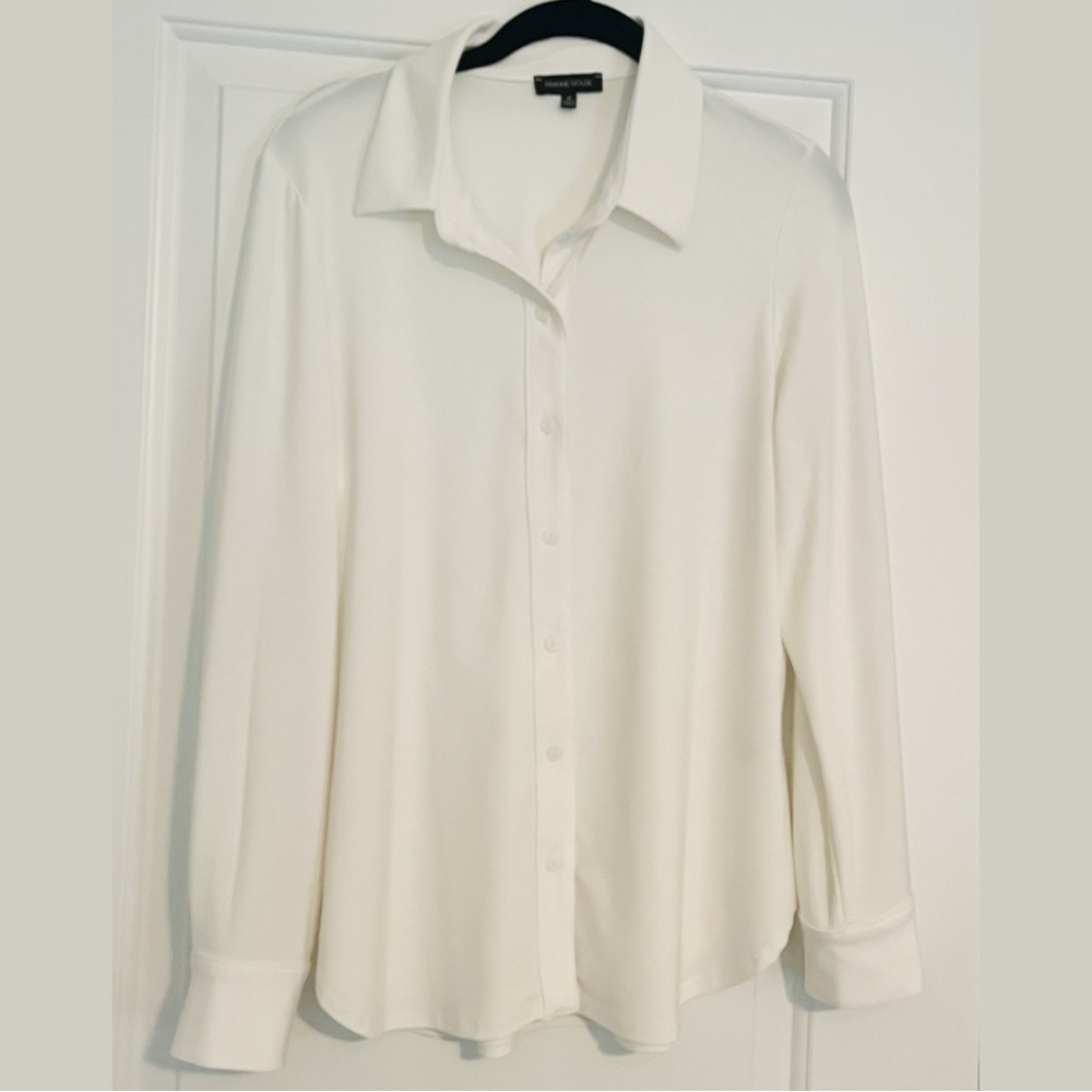 Franne Golde Like New Ivory Button Front Top